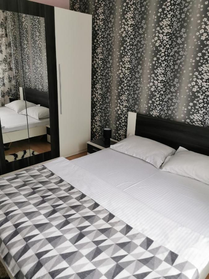 Apartament Maysa Клуж-Напока Екстер'єр фото